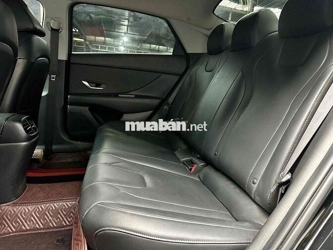 Hyundai Elantra 2022 1.6 AT Đặc biệt - 39000 km