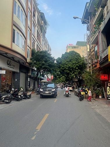 Bán nhà chính chủ Trần Quốc Vượng, Cầu Giấy 61m2 - 4 tầng - 17,5 tỷ Bán nhà chính chủ Trần Quốc Vượng, Cầu Giấy 61m2 - 4 tầng - 17,5 tỷ
