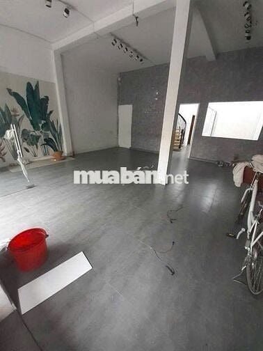 Mặt tiền Nguyễn Ngọc Lộc, Quận 10 - DT: 7x15m - 2Tầng -Phù hợp gym, VP