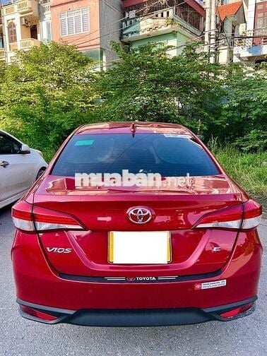 Bán để lên đời. Toyota Vios 2025 E CVT - 8000 km