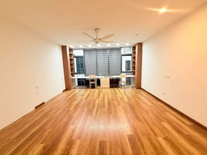 Bán nhà phân lô phố Xuân Là, Q Tây Hồ, 96m2, 6 tầng, MT 5m, thang máy