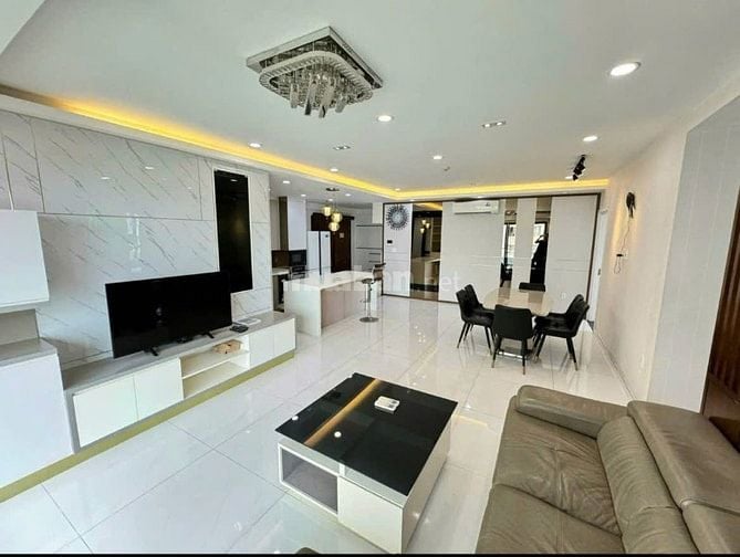 Chung cư Xigrand Court, Lý Thường Kiệt, Q10: 22Triệu, Nội thất, 3PN, 2