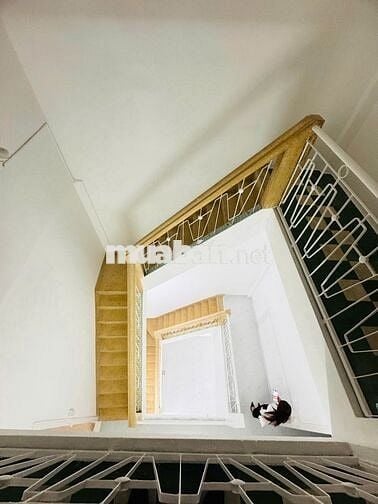 GÓC 2 MẶT TIỀN TRUNG TÂM QUẬN 1 - 4x20M - 5 TẦNG - GIÁ 55 TRIỆU