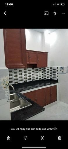 Cho thuê nhà nguyên căn MT chợ Nhật Tảo, P4, Q10. DT 3x11m, 2 lầu, 5P