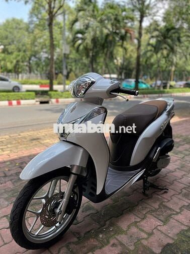 Xe máy Honda SH Mode 2016 màu Trắng Nâu