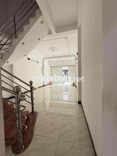 Cho Thuê Nhà MẶT TIỀN HẺM Âu Dương Lân 4m*15m Giá Hạt Dẻ