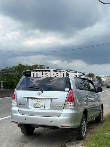 Toyota Innova 2009 G máy zin xe gia đình