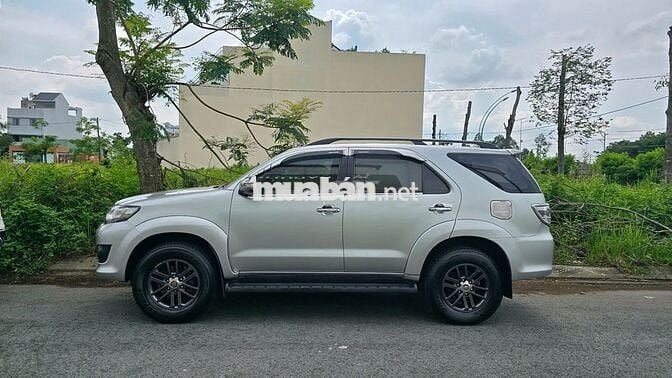 Toyota Fortuner 2013 2.7V 4x2 AT - 1 Chủ Từ Mới