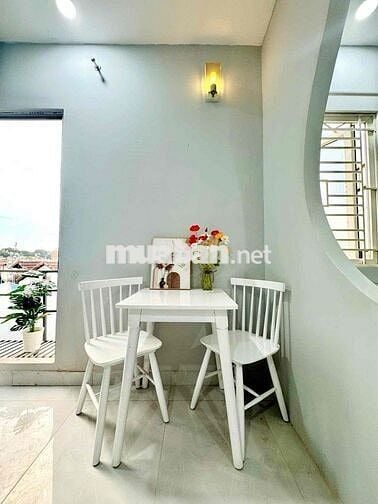 căn hộ ban công full nội thất Nguyễn văn cừ Trung tâm sg