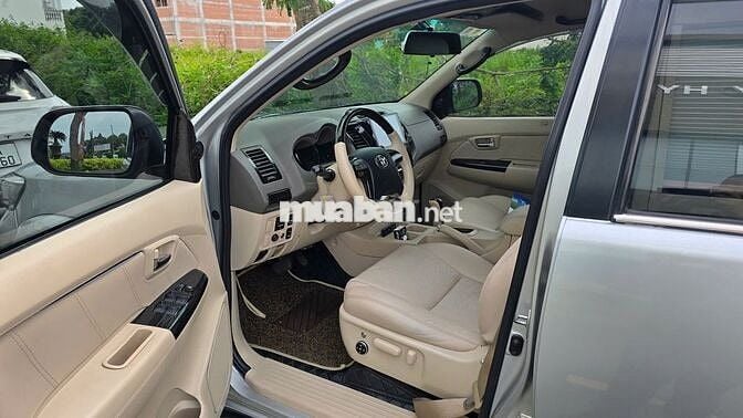 Toyota Fortuner 2013 2.7V 4x2 AT - 1 Chủ Từ Mới