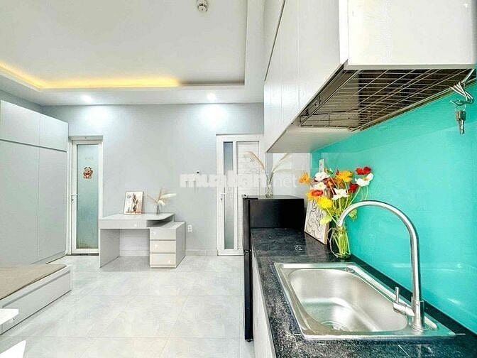 căn hộ ban công full nội thất Nguyễn văn cừ Trung tâm sg