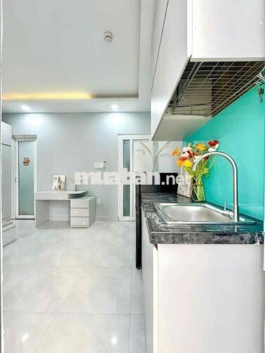 căn hộ ban công full nội thất Nguyễn văn cừ Trung tâm sg
