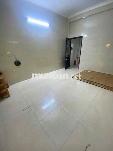 Cho thuê phòng trọ thoáng mát ban công sạch đẹp gần cầu đông trù