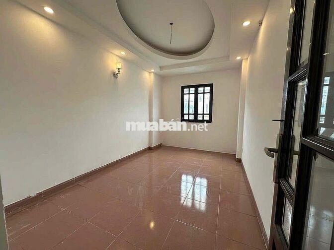 Cho thuê nhà H3G Nguyễn Cảnh Chân, Q1, 3x11m T+3L+3PN+4WC - 18Tr