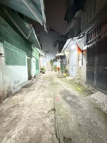 TÂN PHÚ - P. PHÚ THỌ HOÀ- NGAY KHU CHỢ VẢI THOẠI NGỌC HẦU - Ô TÔ NGỦ T