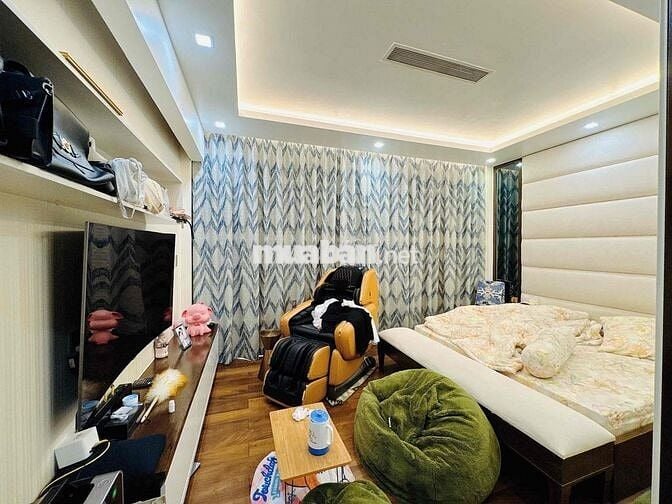 BÁN NHÀ HẺM 120 THÍCH QUẢNG ĐỨC, P4, PHÚ NHUẬN – 6 TẦNG GARA ÔTÔ