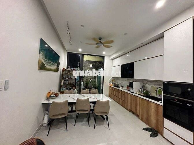 BÁN GẤP NHÀ ĐẸP 4 TẦNG, 75M2, ĐƯỜNG XE TẢI KÊNH 19/5, SƠN KỲ, TÂN PHÚ.
