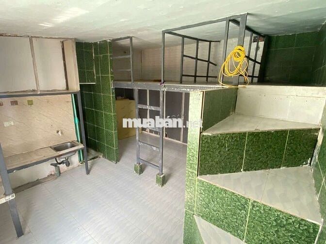 Phòng 45m2 cửa sổ trời. Gác gần lotte nguyễn Văn lượng