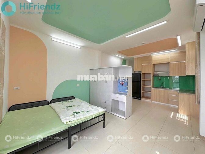 Cho thuê phòng ban công tách bếp rộng hơn 30m2 có máy giặt riêng