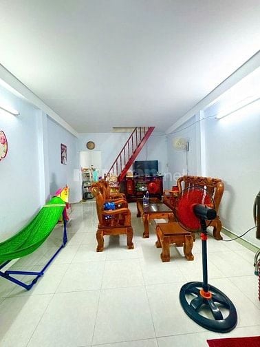 Nhà HXH 305 Lê Văn Quới - gần ngã tư 4 Xã.