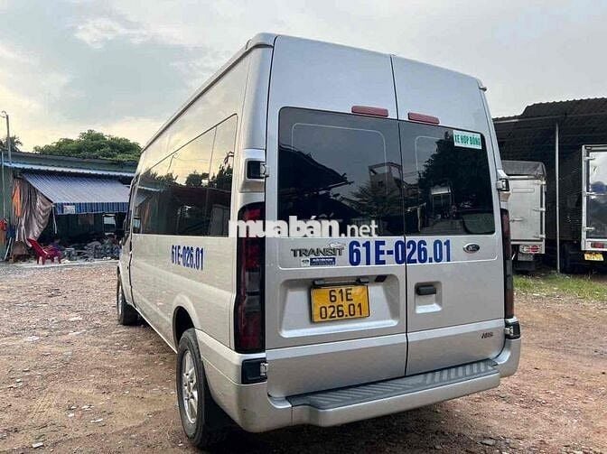Ford Transit 2023 Đầy Đủ Phụ Kiện Mua Về Chỉ Chạy