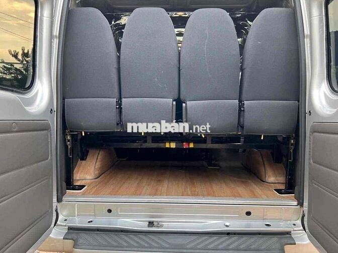 Ford Transit 2023 Đầy Đủ Phụ Kiện Mua Về Chỉ Chạy