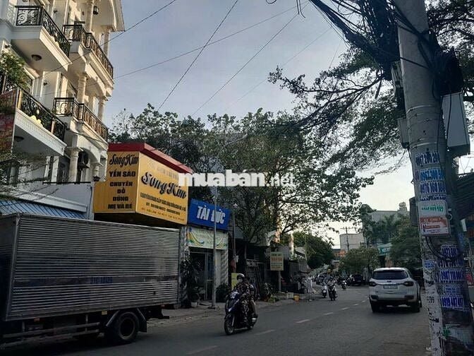 Nhà góc 2 MT Lâm Thị Hố 5x25m giá 7ty190tr TL
