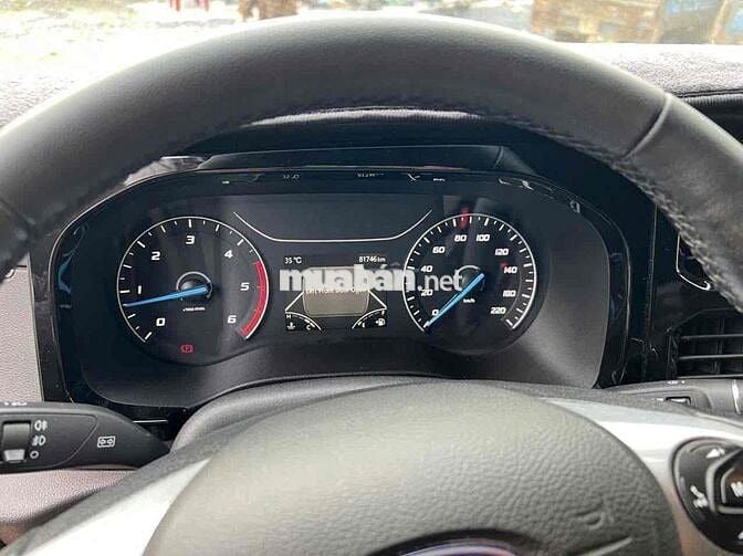 Ford Transit 2023 Đầy Đủ Phụ Kiện Mua Về Chỉ Chạy