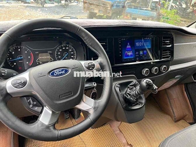 Ford Transit 2023 Đầy Đủ Phụ Kiện Mua Về Chỉ Chạy