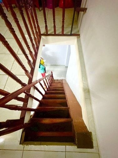 Nhà HXH 305 Lê Văn Quới - gần ngã tư 4 Xã.