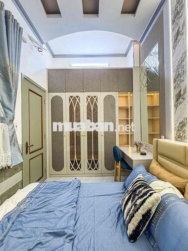 🇻🇳 NHÀ TRỆT LẦU CÓ SÂN ĐẬU Ô TÔ TRỤC CHÍNH LIÊN TỔ 3-4 NG VĂN CỪ 3PN