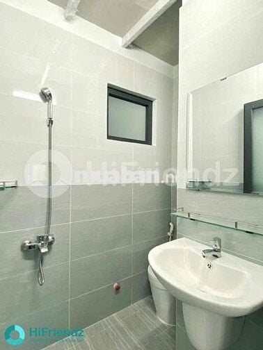 Studio giá siêu rẻ có bancol thoáng mát sạch sẽ thuận tiện qua ueh vhu