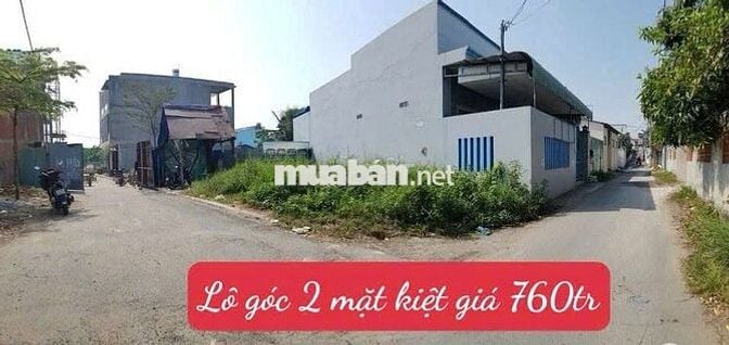 Bán gấp lô góc 2 mặt tiền giá chỉ 760tr