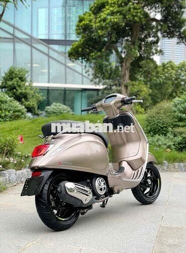 Vespa Sprint Tech 125 2025
