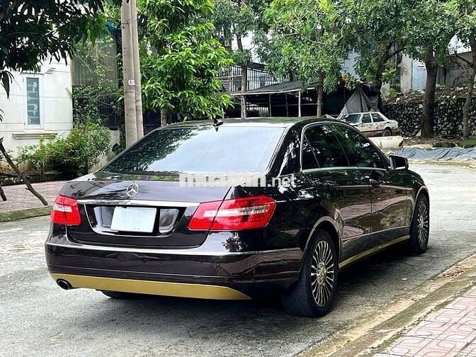 Hàng tốt - Mercedes Benz 2010 E250 AMG