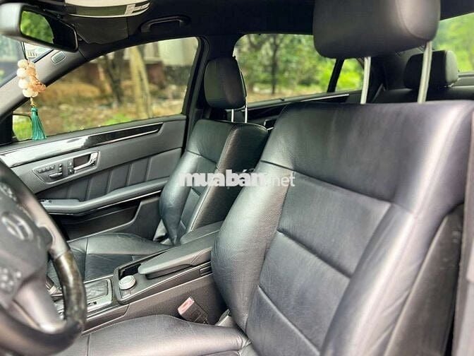 Hàng tốt - Mercedes Benz 2010 E250 AMG