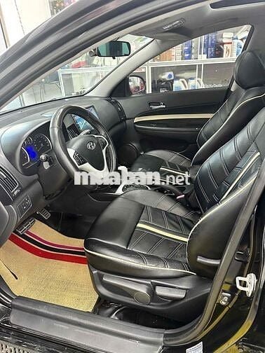 Hyundai i30 CW 2009 1.6 AT - 94000 km