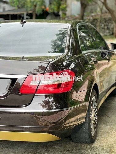 Hàng tốt - Mercedes Benz 2010 E250 AMG