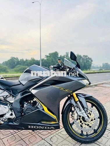 Bán HONDA CBR250RR BSSG dk 2019 ODO6k