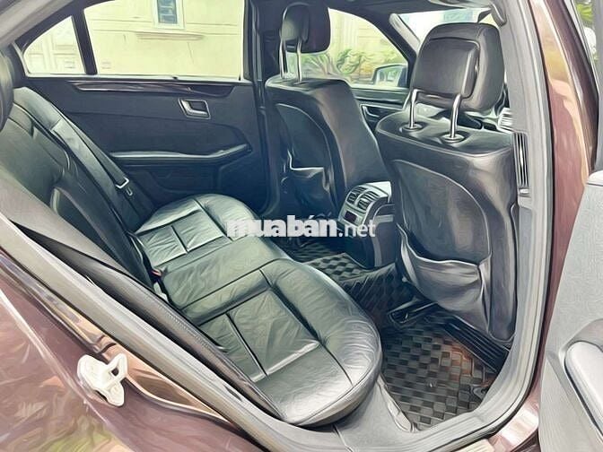 Hàng tốt - Mercedes Benz 2010 E250 AMG