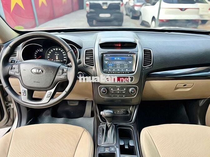 Hàng tốt - Kia Sorento 2016 2.4 GATH 08 chỗ ngồi