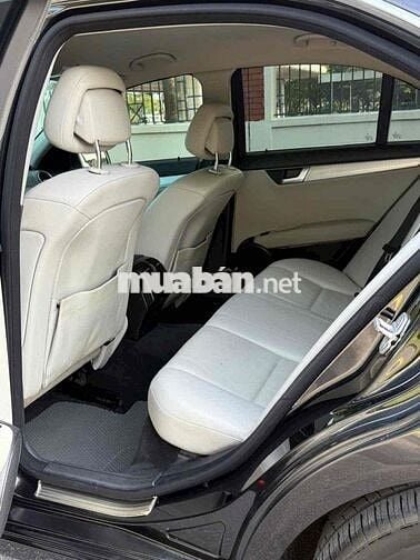 Mercedes Benz C200 - sản xuất 2012