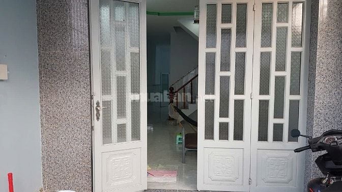 Bán nhà 1 trệt, 1 lầu, Ấp Xoài Đôi, xã Long Trạch, Cần Đước, Long An