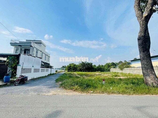 810Tr Lô đất nở hậu 8.6m, mặt tiền Lê Thị Hà Phước Vĩnh An | 122m2