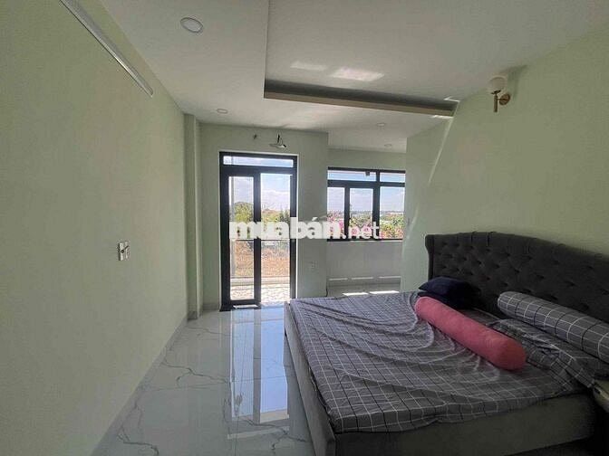 Cho thuê nhà KDC Phú hồng thịnh gần ngã tư Bình thung bình an