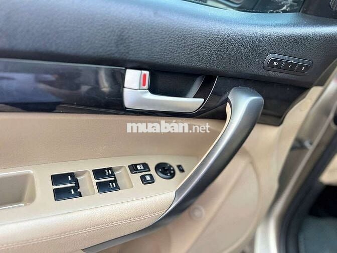 Hàng tốt - Kia Sorento 2016 2.4 GATH 08 chỗ ngồi