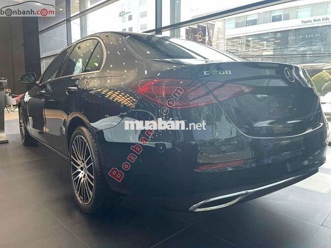 Mercedes Benz C200 Avantgarde Plus 2023