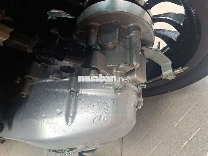 Vespa Sprint 2024 Xe Lướt 2 ngàn km. 1 đời chủ