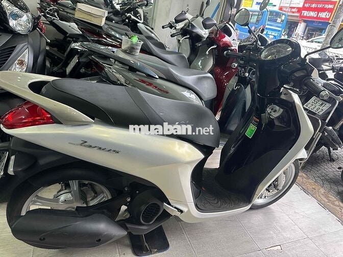 Janus 2022 Trắng ngọc trai. odo 15.000. BSTP 1 chủ