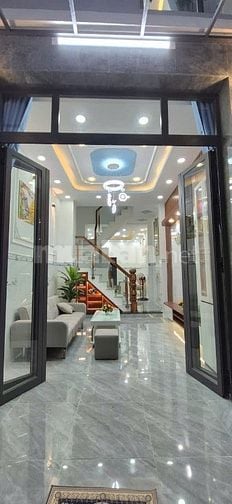Bán nhà 1Trệt, 1lầu, ST,75m2. Căn góc 3 mặt tiền hẻm 184 Lưu Hữu Phước